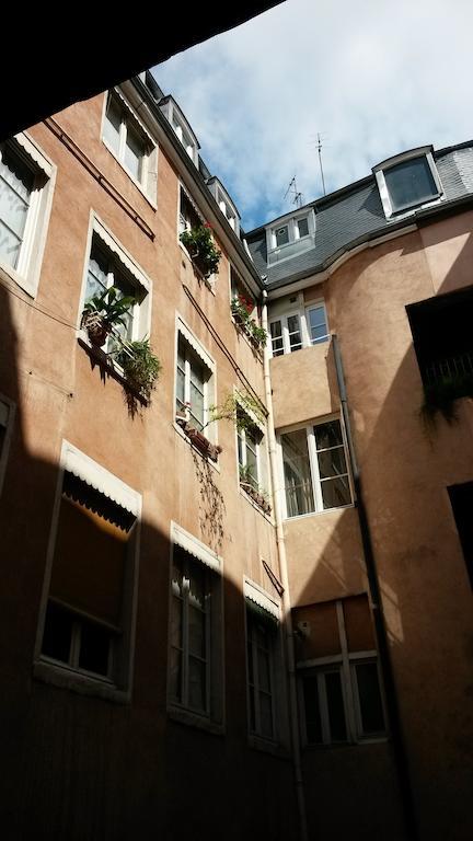 La Nuit Saint Georges Apartment Lyon Exterior photo